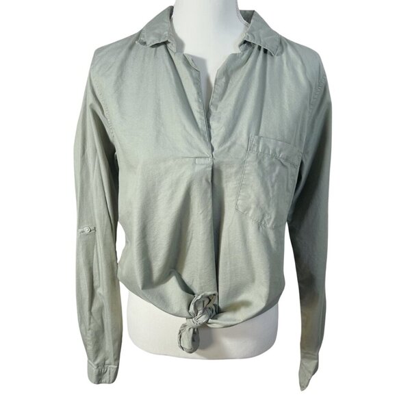 Young Hearts Run Free Light Olive Green Tied Button Up Shirt Women's Size L - Picture 1 of 8